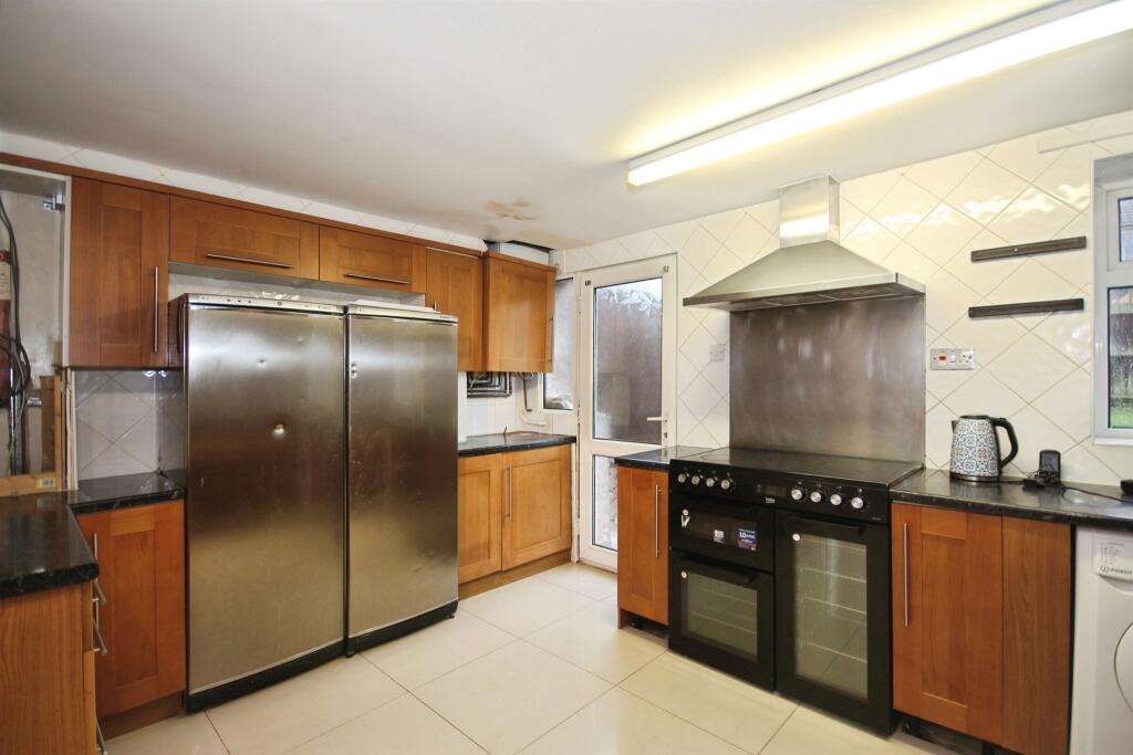 Bushbery Avenue, Coventry photo 4