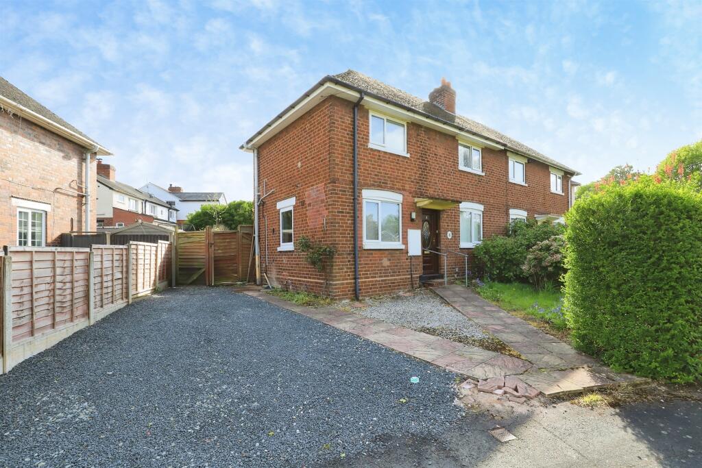 Main image of property: The Serpentine, Kidderminster