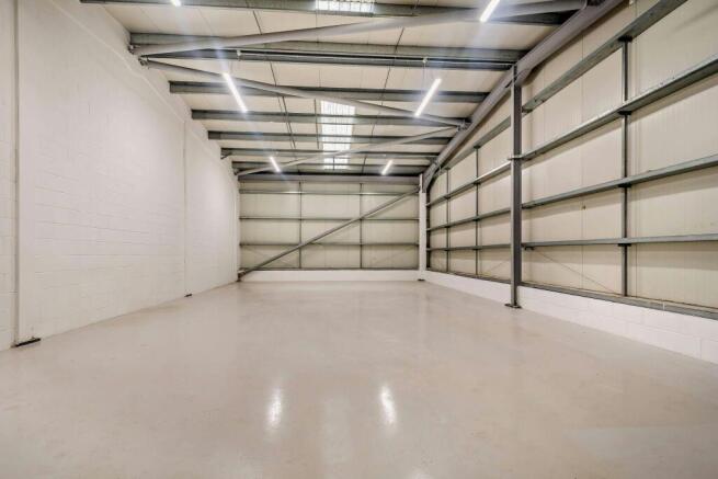 8582904interior03800.jpg