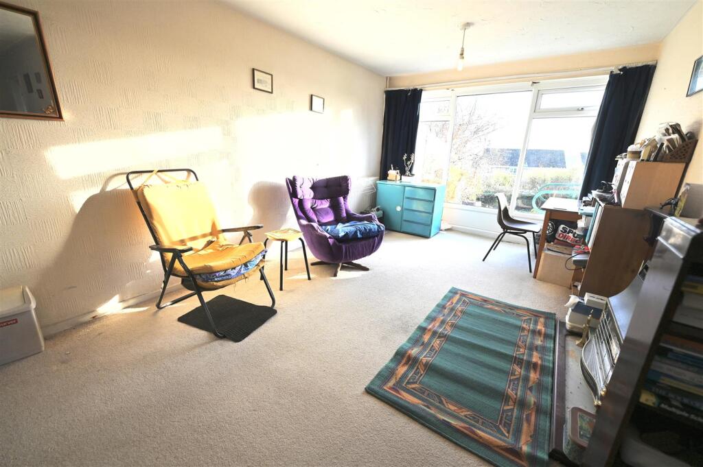 25, Ronaldshay Drive photo 3