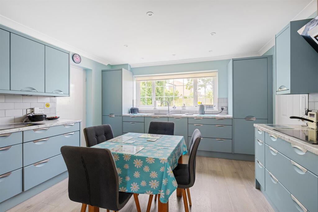 House in York - View 2