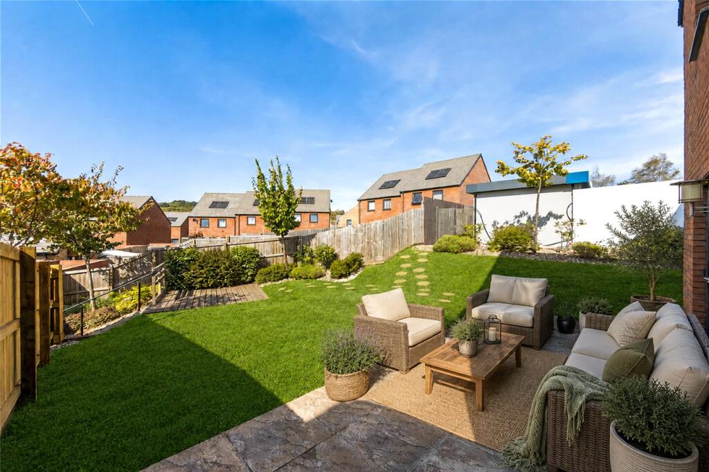 House in Exeter - View 5