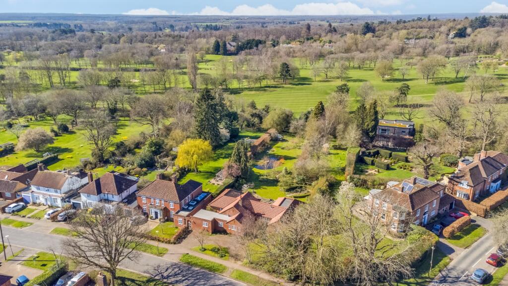 Additional image 21 of High Oaks Road, West Side, Welwyn Garden City, Hertfordshire, AL8