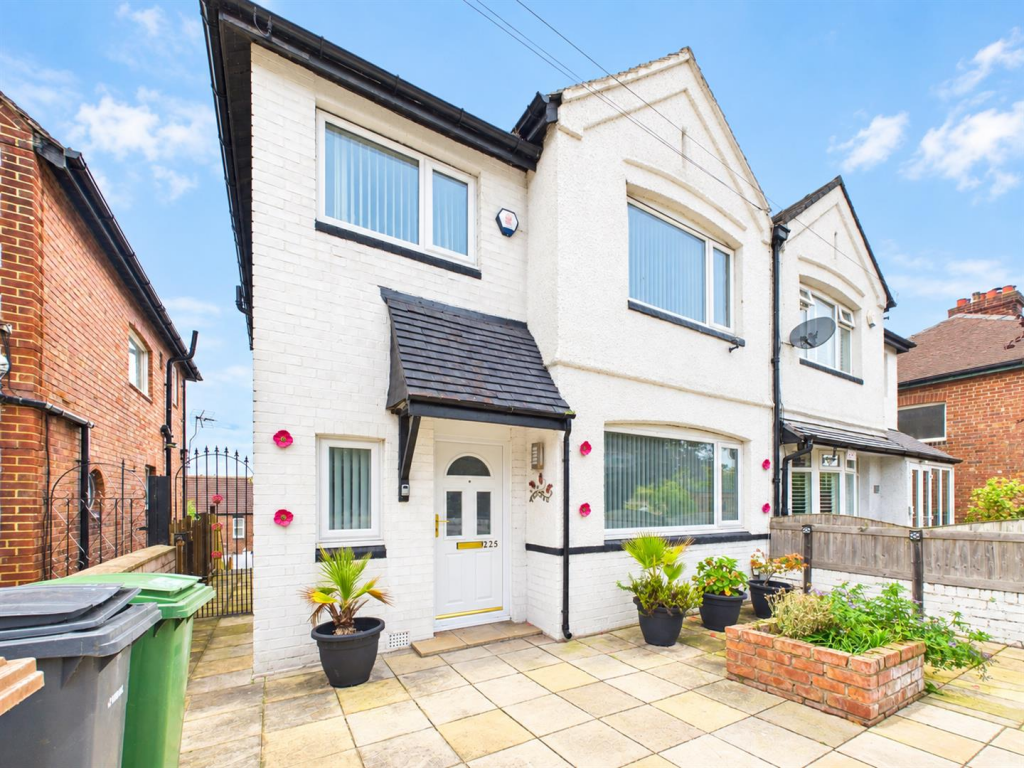 Main image of property: Breck Road, Wallasey