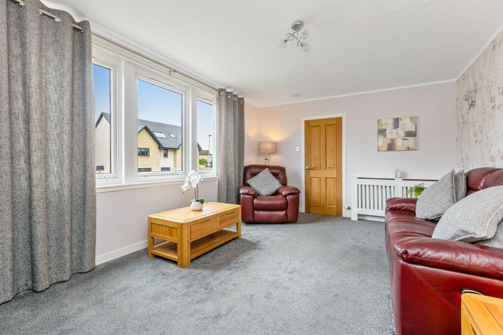 House in Bonnyrigg, Midlothian - View 2