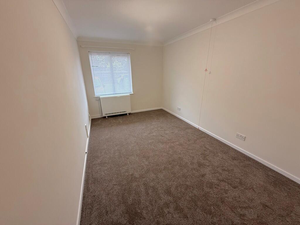 Sea Lane, Rustington photo 4