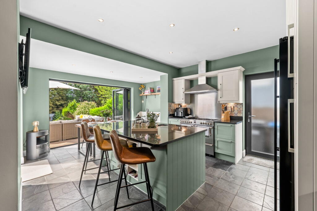 House in Croydon - View 2