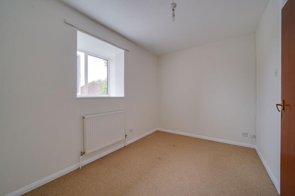 Welland Close, St. Ives, PE27 - View 4