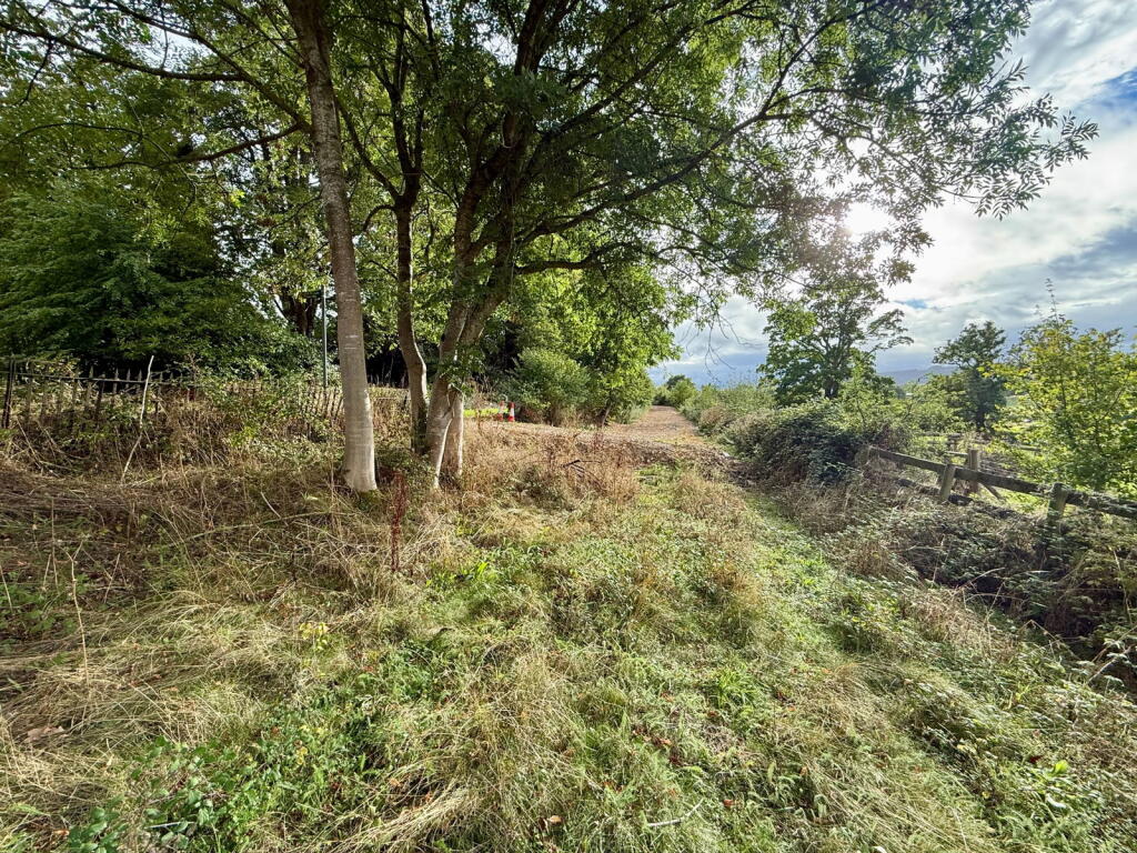Taynton, GL19 - View 4