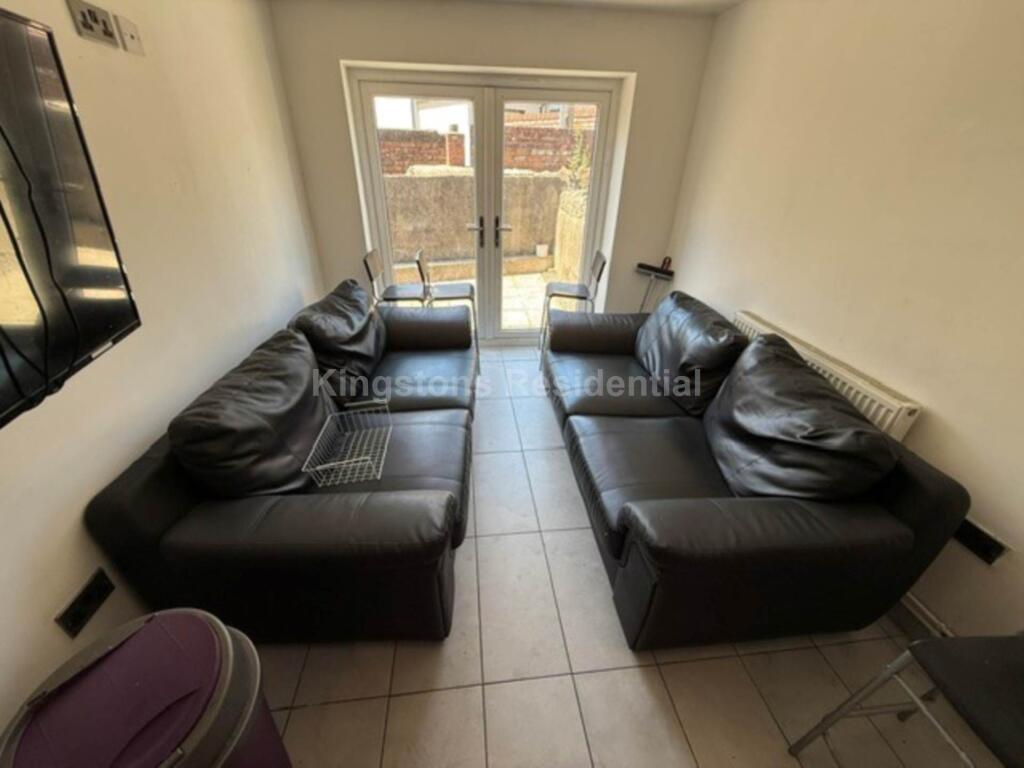 House in Cardiff - View 4