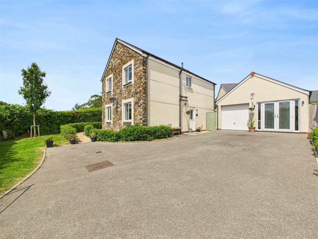 Hevva Close, Bodmin, Cornwall photo 2