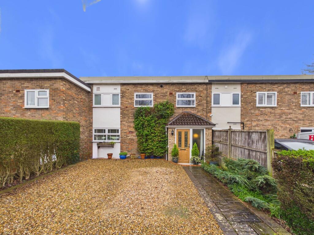 Main image of property: Broadwater Crescent, Stevenage, SG2