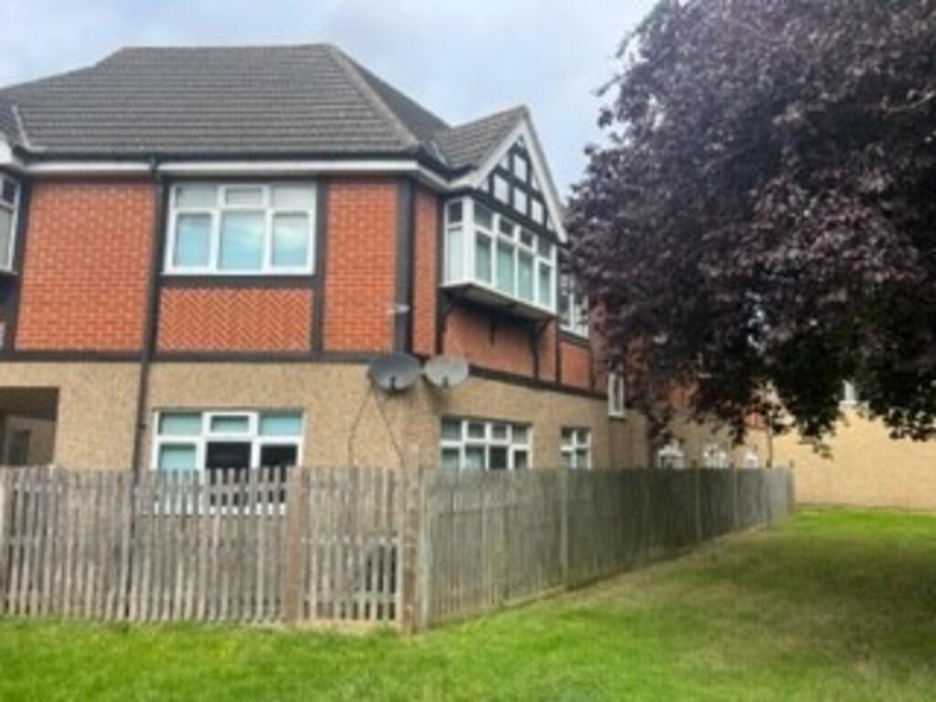 Main image of property: Manor Parade, Hatfield