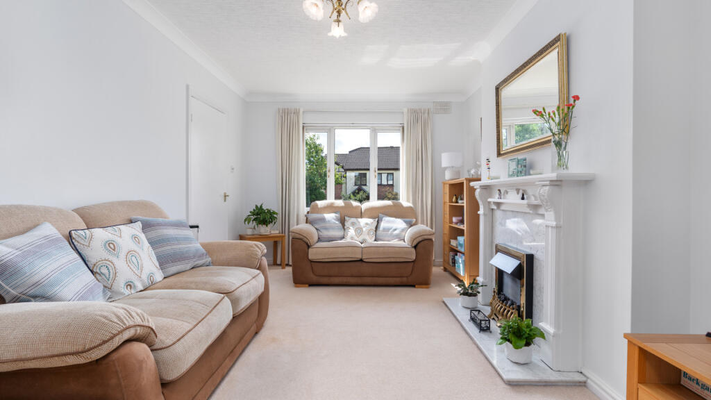 6 Crovens Close, Governors Hill, Douglas, IM2 7AQ photo 4