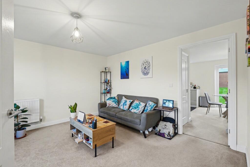 Redgrove Avenue, Sittingbourne, Kent, ME10 2FQ – pohled 5