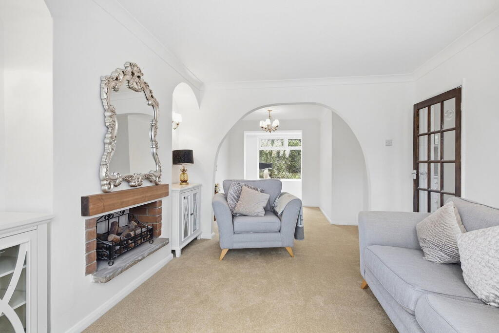 House in Rotherham, Hellaby - View 4