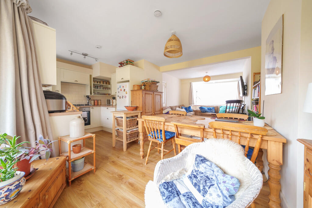 House in Southall - View 4