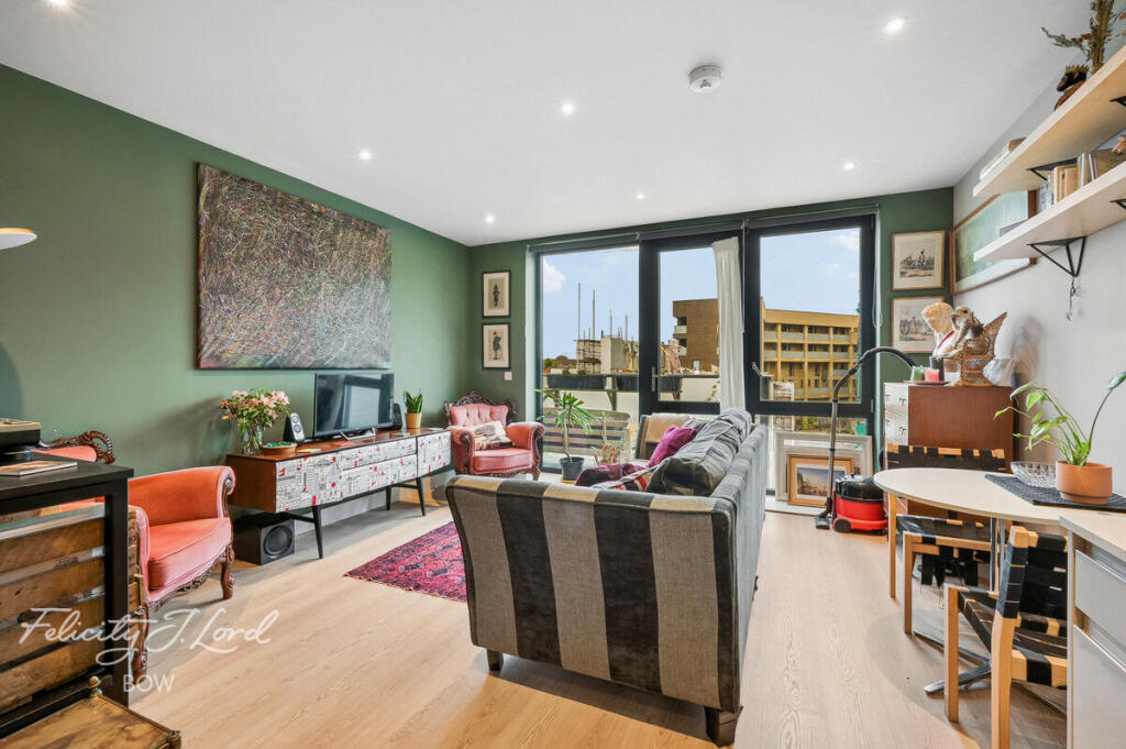 Apartment in London - View 3