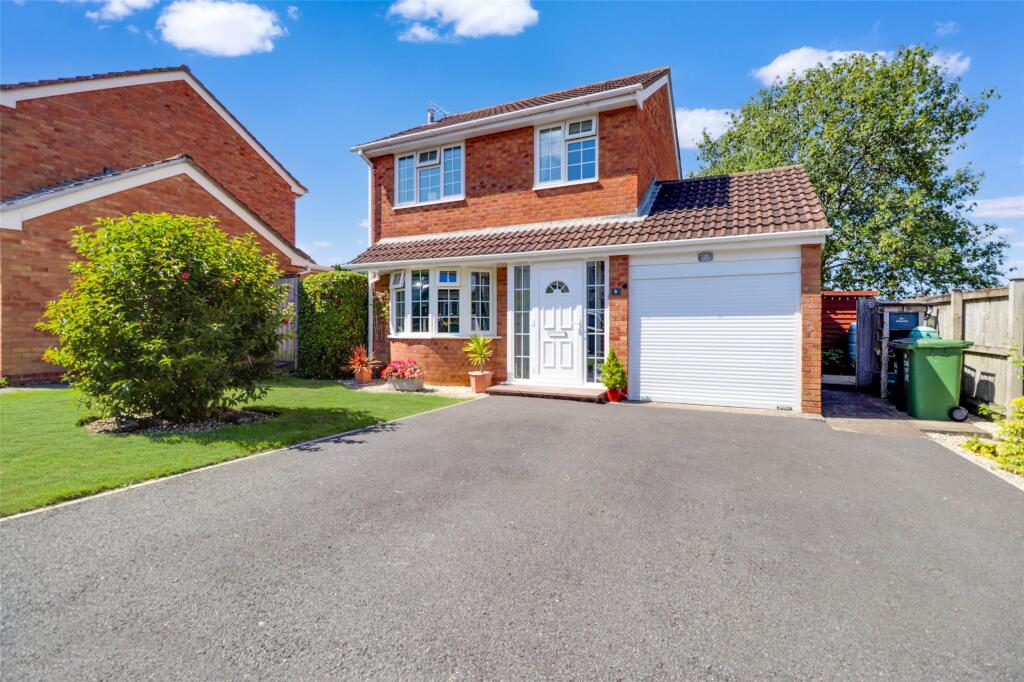 Main image of property: Cross Close, Fremington, Barnstaple, Devon, EX31