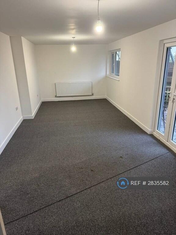 Main image of property: Amroth Walk, Cwmbran, NP44