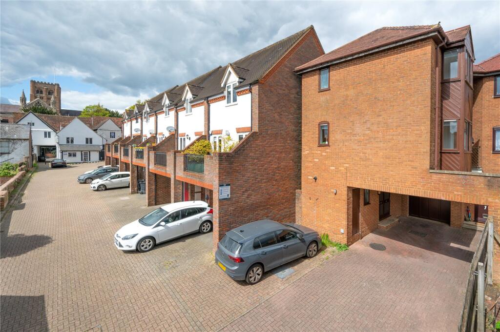 Pageant Road, St. Albans, Hertfordshire