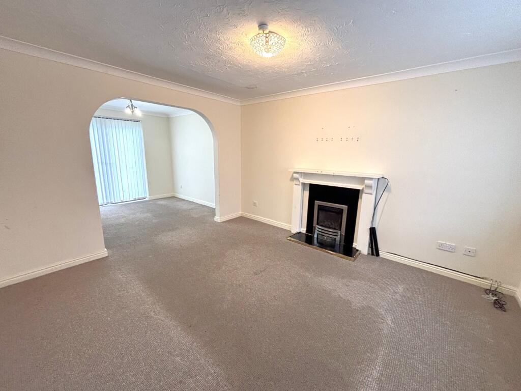 Bracken Hill Drive, Off Hollybank Road, Bradford, BD7 photo 3