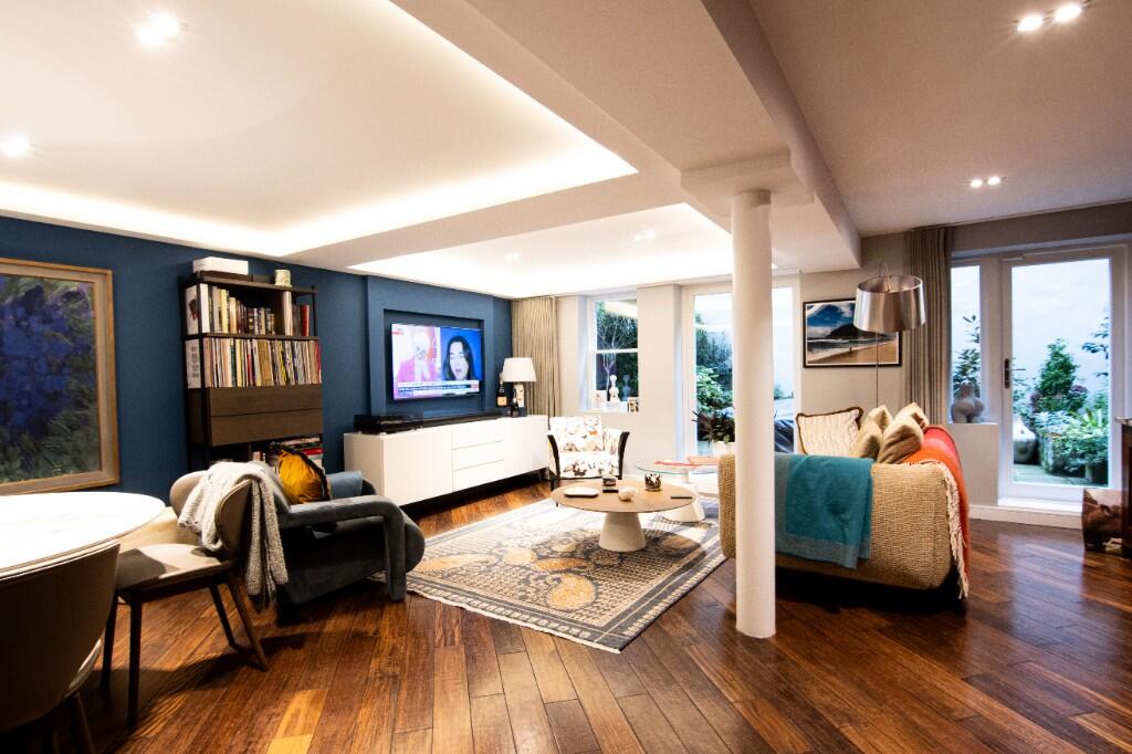 Main image of property: Queens Gardens, London, W2