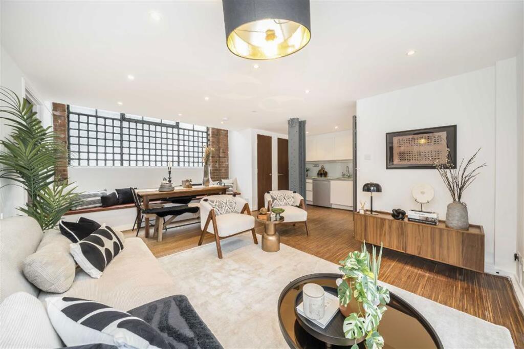 Main image of property: Boyd Street, Whitechapel