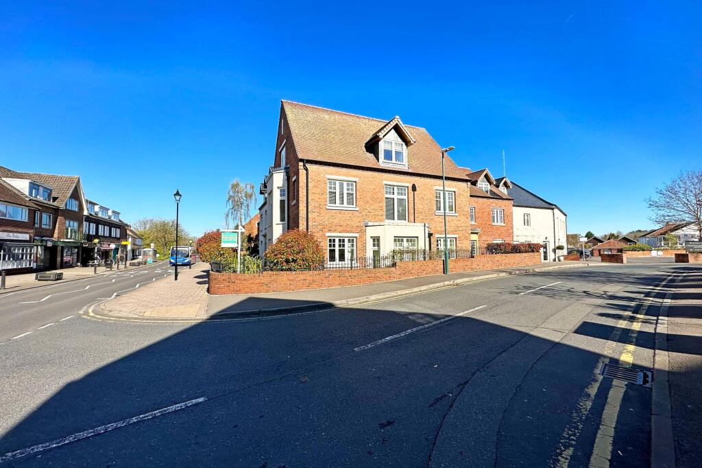 Additional image 2 of High Street, Knowle, B93