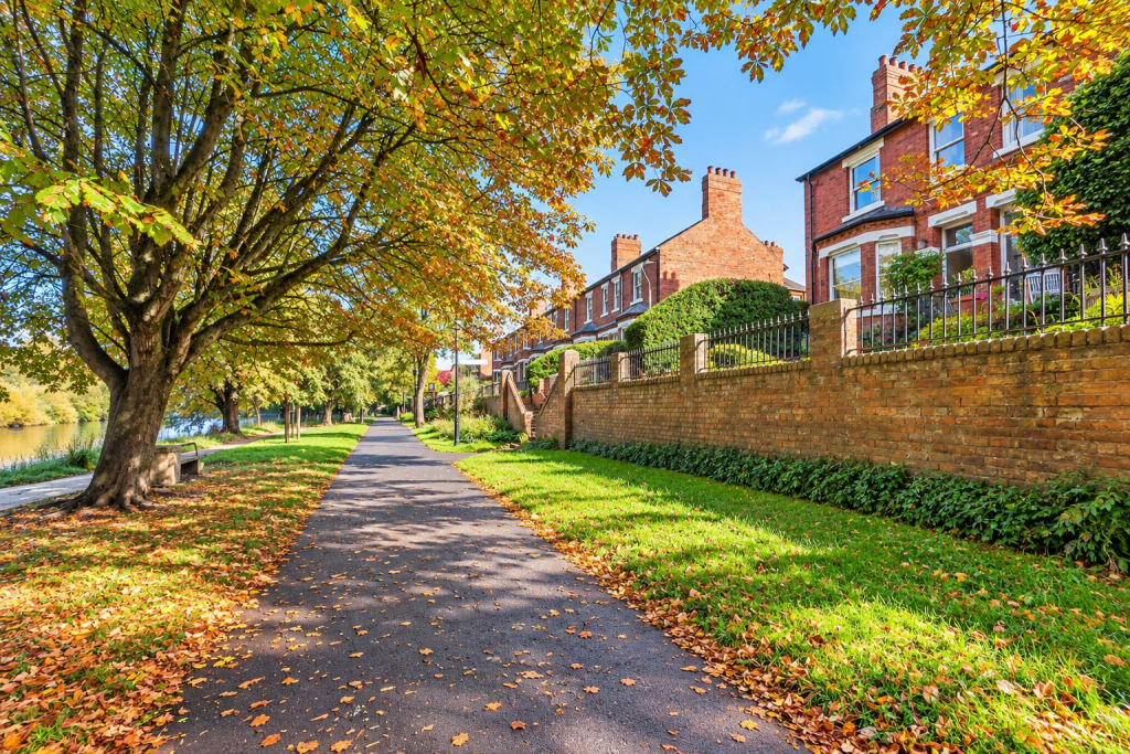 House in York - View 3