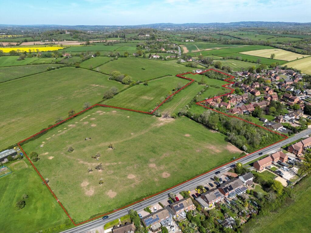 Hanbury, Bromsgrove, Worcestershire - View 3