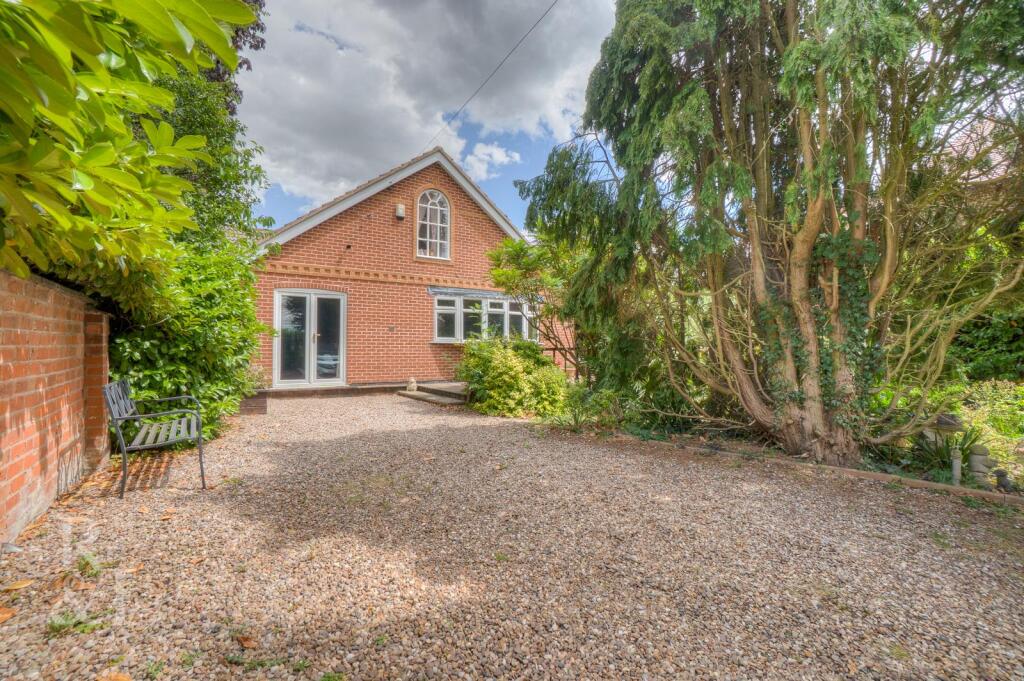 House in Rushcliffe, Keyworth - View 2