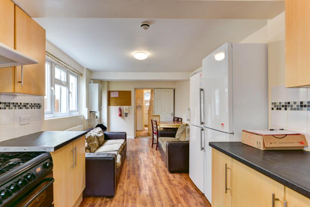 House in Brighton, Queen's Park - View 2