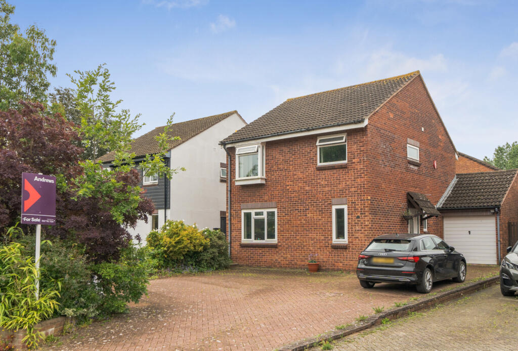 Main image of property: Stephens Drive, Barrs Court, Bristol, Gloucestershire, BS30