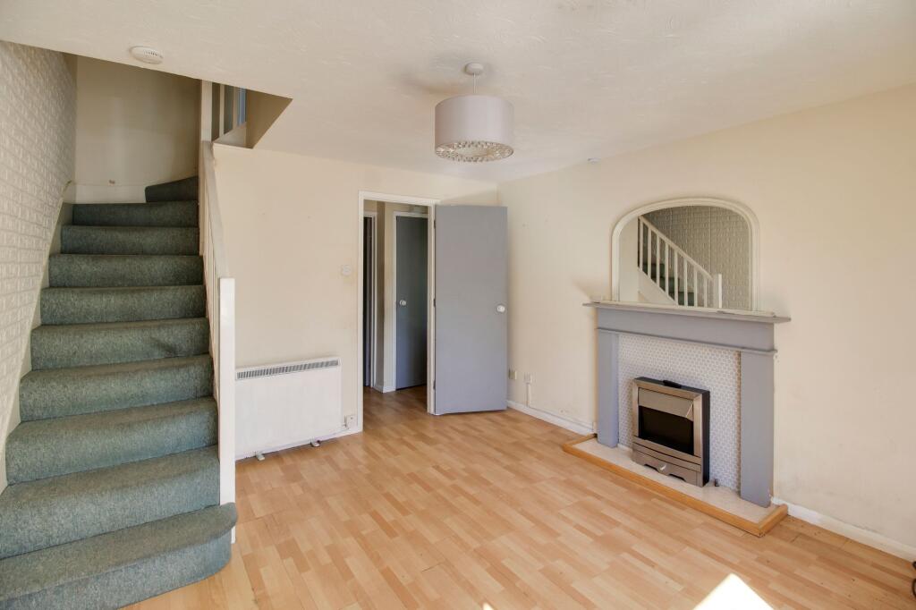 Begwary Close, Eaton Socon, PE19 photo 3