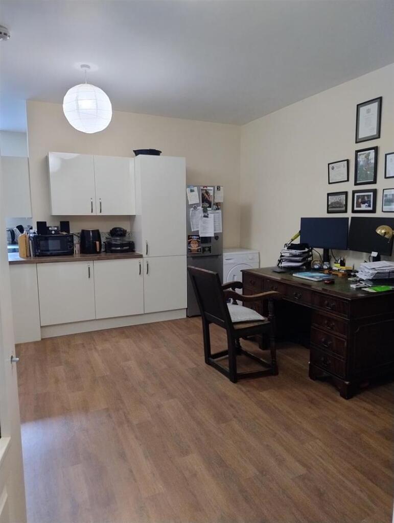 House in Exeter - View 2
