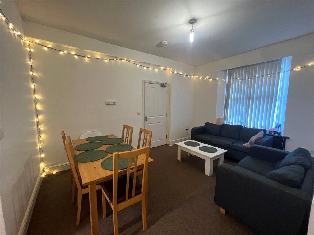 Caernarfon Road, Bangor, Gwynedd, LL57 photo 3