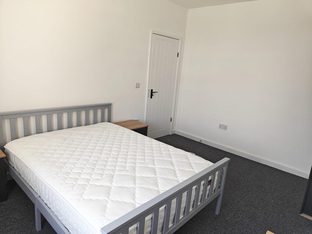 Main image of property: Room 4, Drove Road, Weston-super-Mare, BS23 3NN