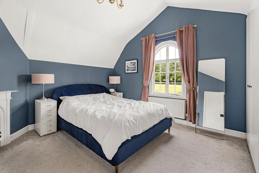 House in Stevenage - More