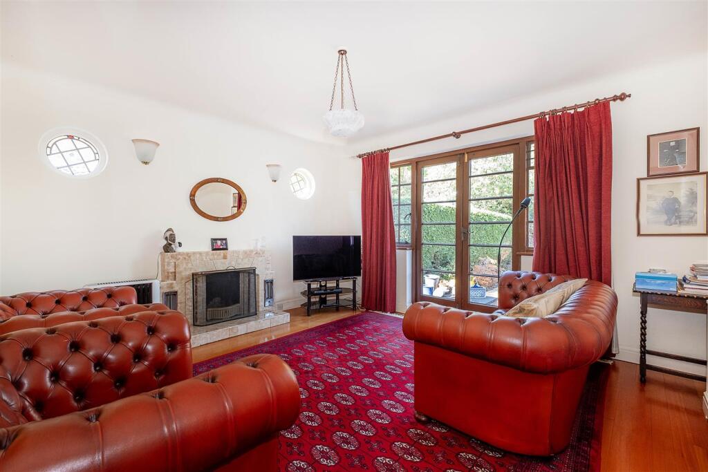 House in Kingston upon Thames - View 5