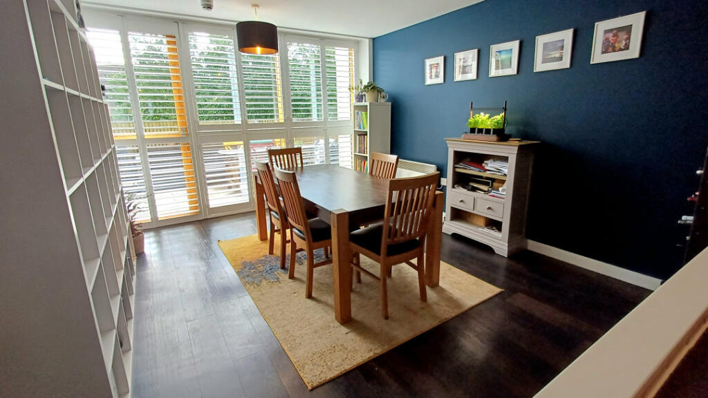 1 Broad Road, Sale, M33 2AE photo 4