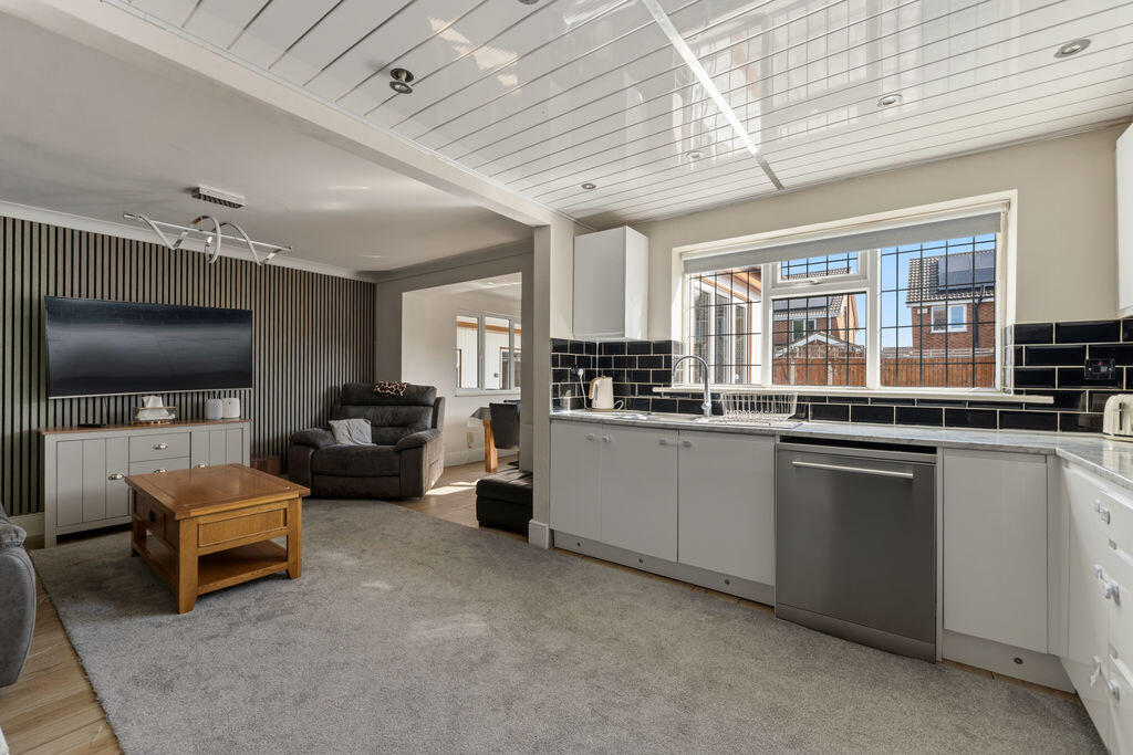 House in Doncaster - View 5