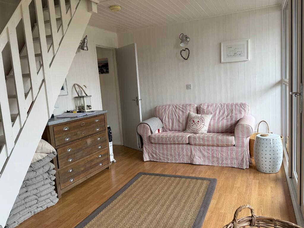 Upper Street, CT14 photo 3