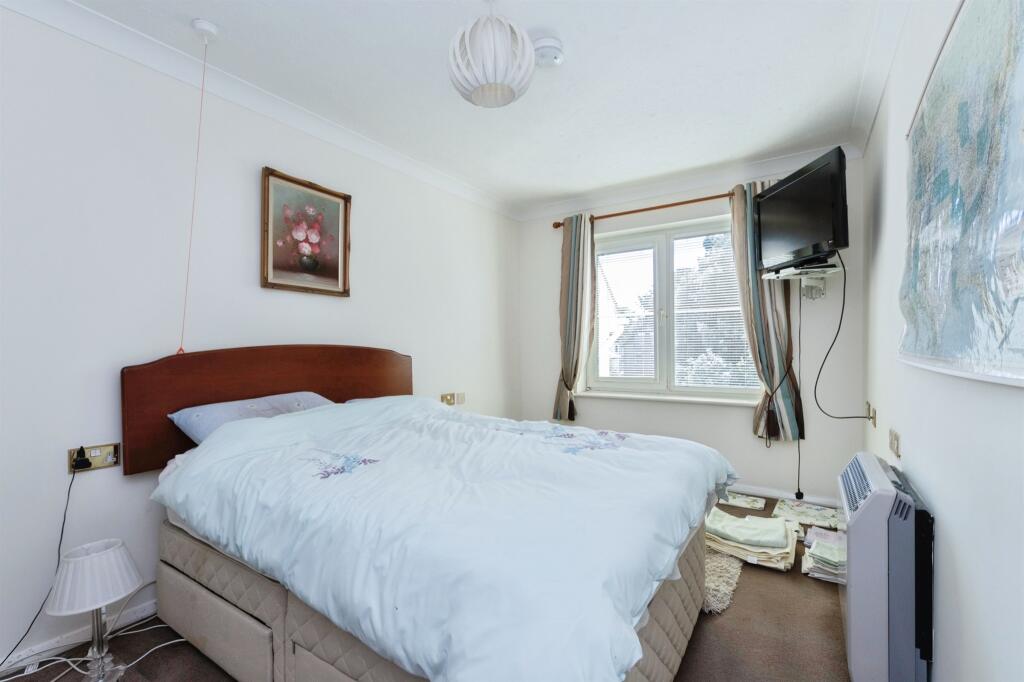 Apartment in Bournemouth - View 5