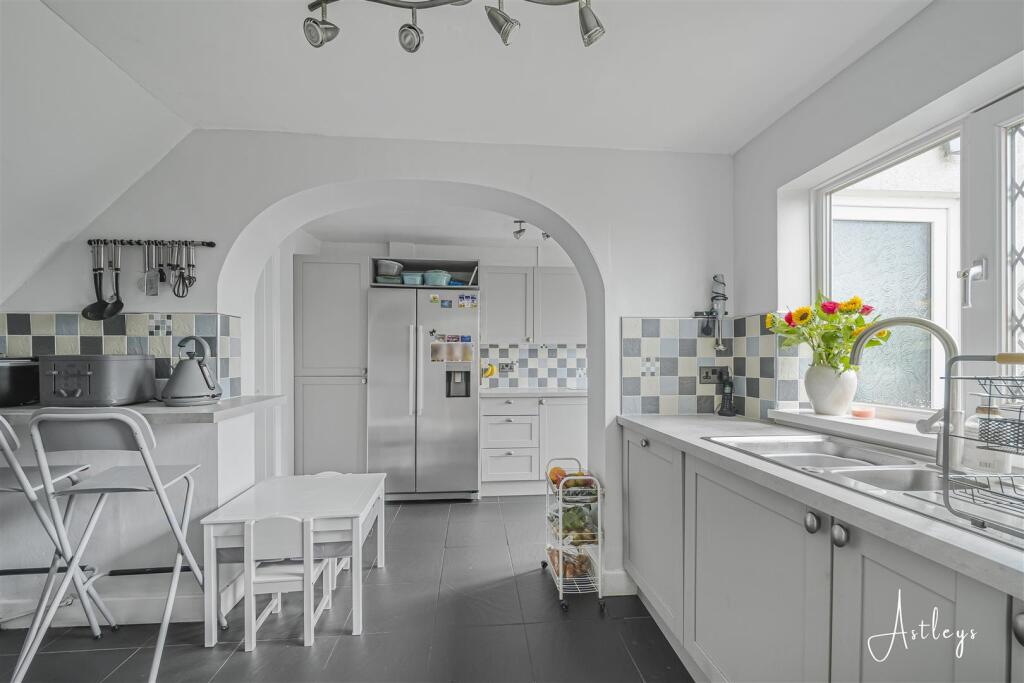 House in Swansea - View 3