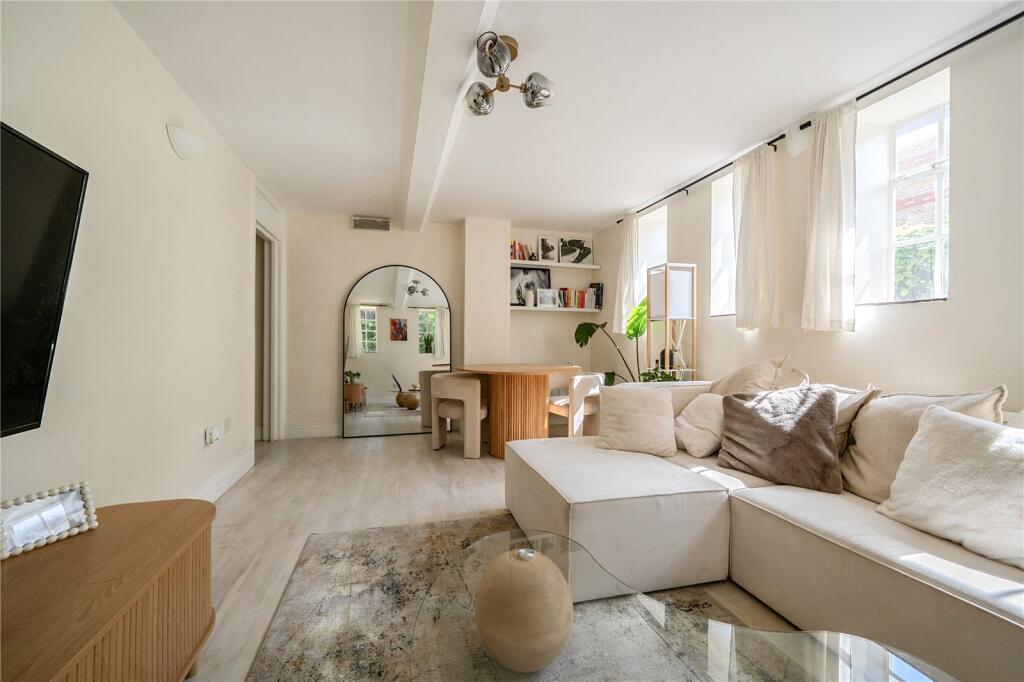 Main image of property: Corrib Court, 49 Crothall Close, Palmers Green, London, N13