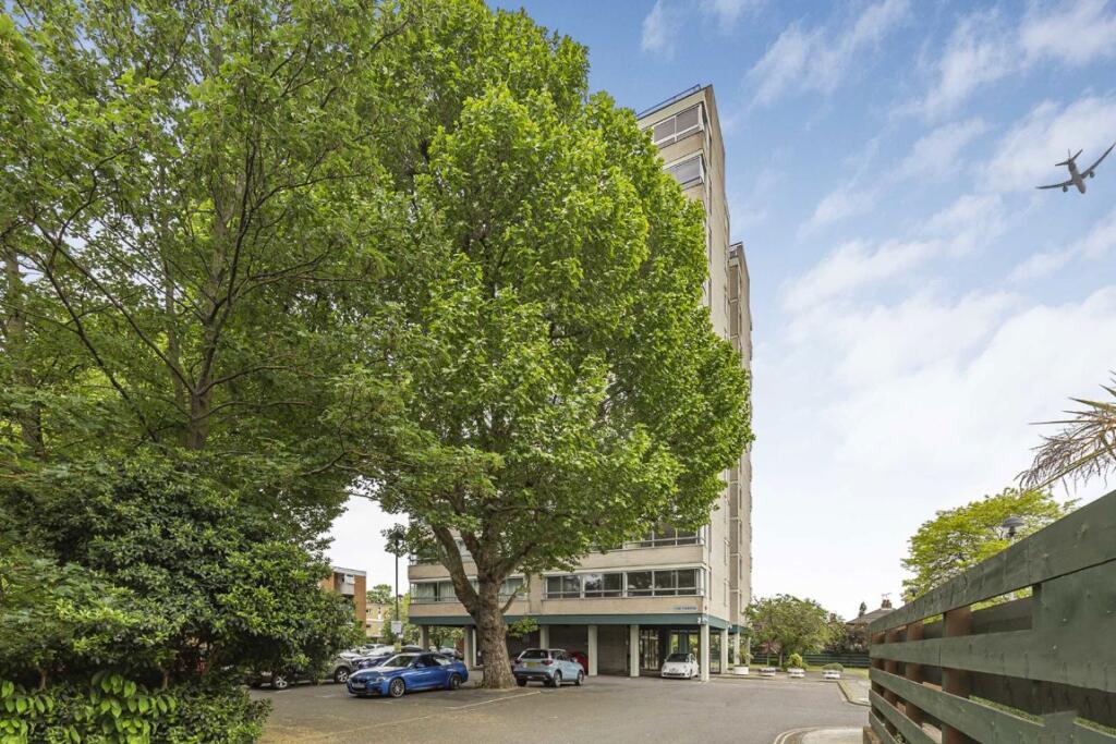 Main image of property: Lower Mortlake Road, Richmond