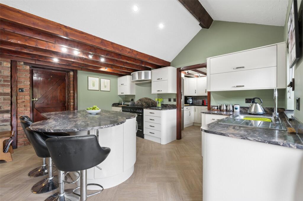 House in Preston - View 4