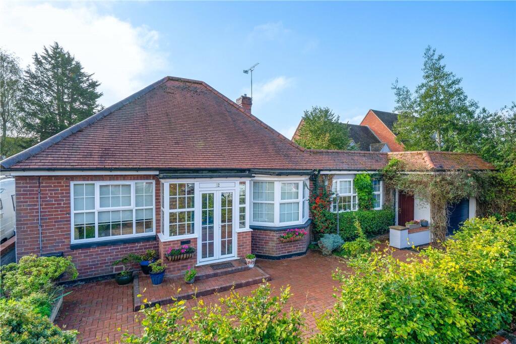 3-bed bungalow on 32, Beech Street, Highley, WV16, £365,000