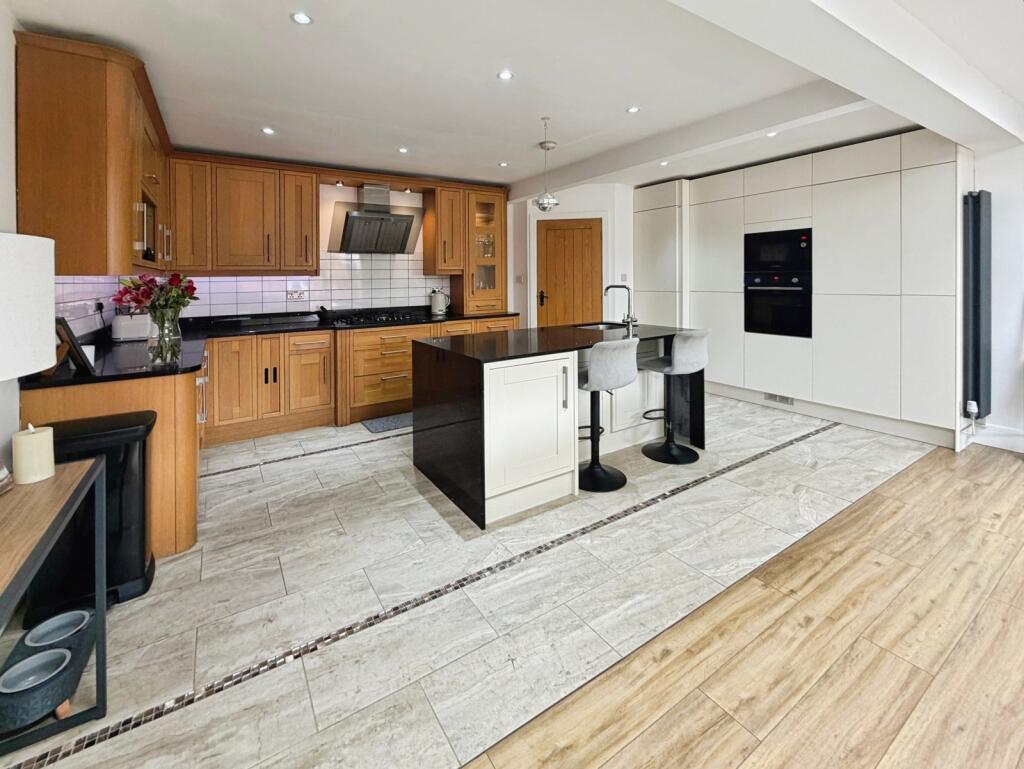 House in Watford - View 5